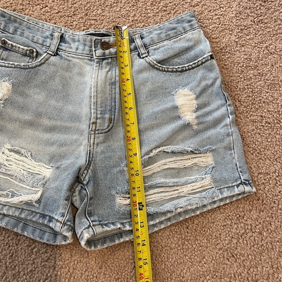 JABA Distressed Ripped High-waisted Denim Shorts - Picture 5 of 8